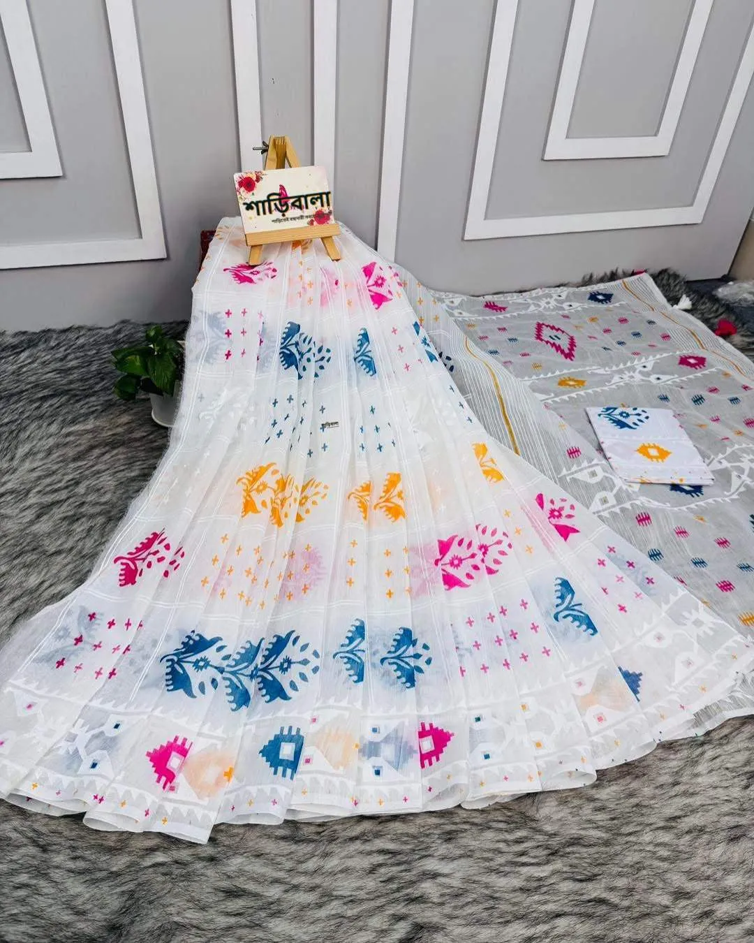 Half Silk Screen Print Saree With Blouse Piece
